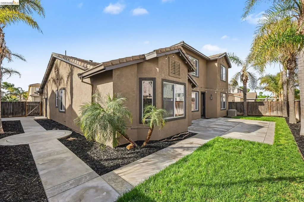 6372 Crystal Springs Circle Discovery Bay CA 94505