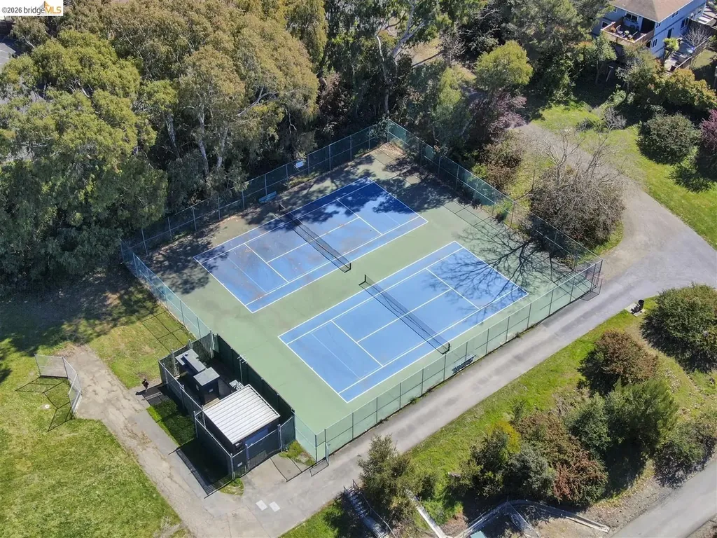 1144 Parkridge Drive Richmond CA 94803
