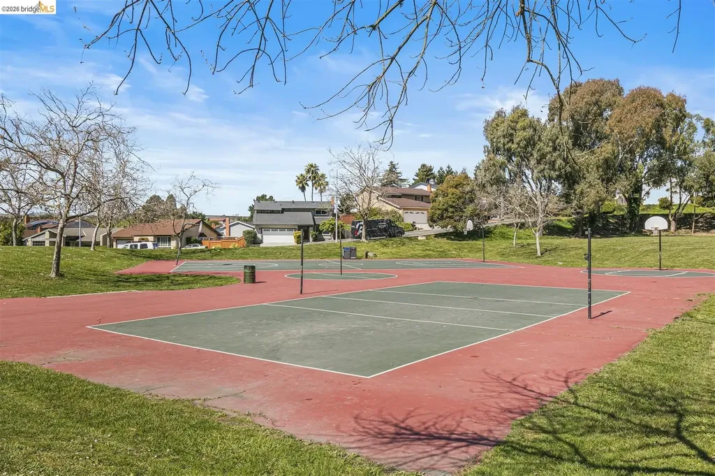 1144 Parkridge Drive Richmond CA 94803