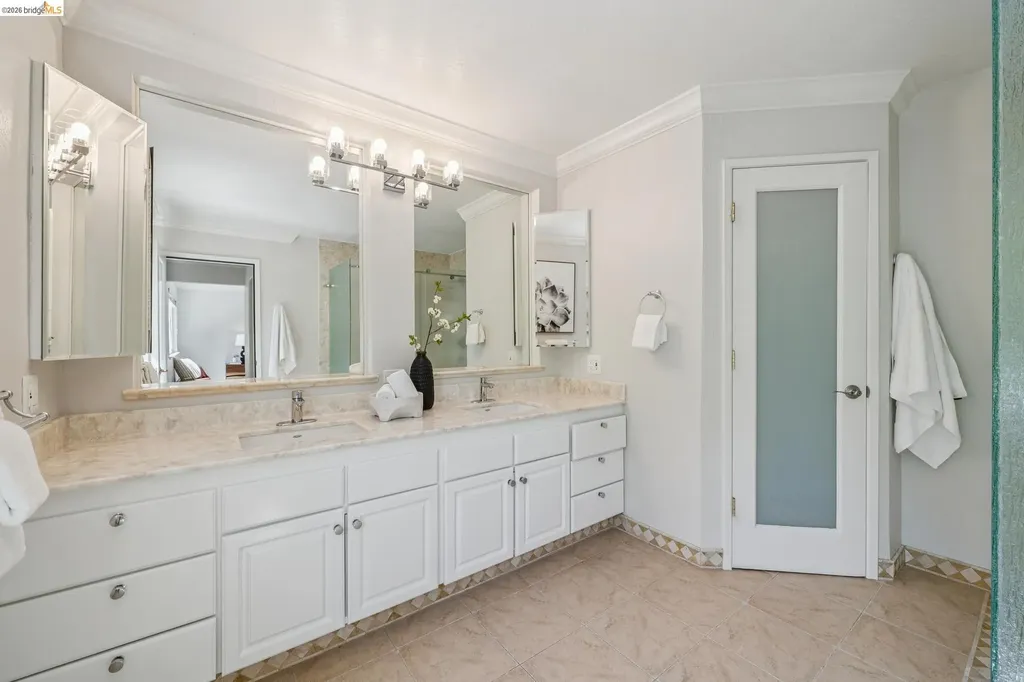 1977 Woodbury Court Walnut Creek CA 94596