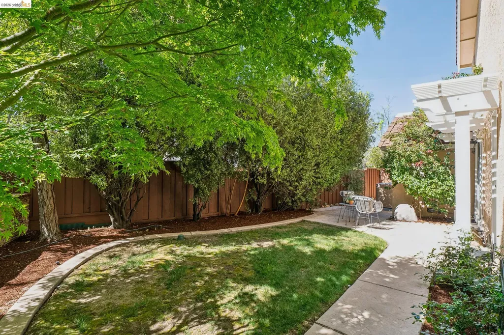 1977 Woodbury Court Walnut Creek CA 94596