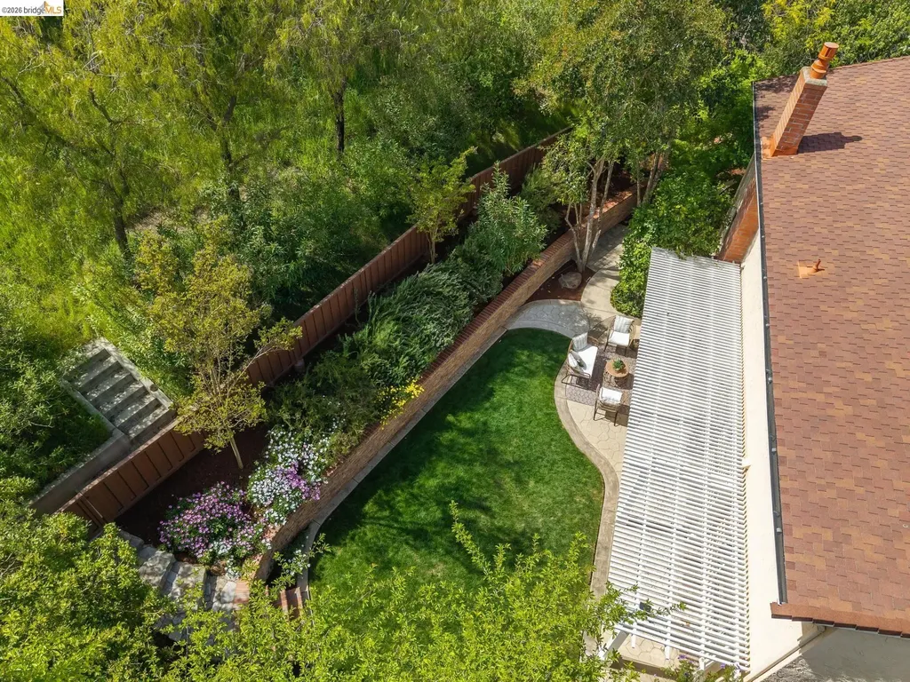 1977 Woodbury Court Walnut Creek CA 94596