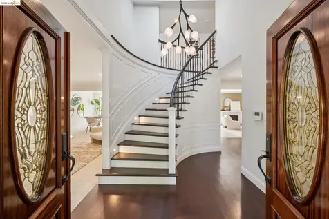 1977 Woodbury Court Walnut Creek CA 94596