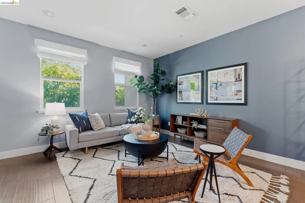 489 Diller Street Alameda CA 94501