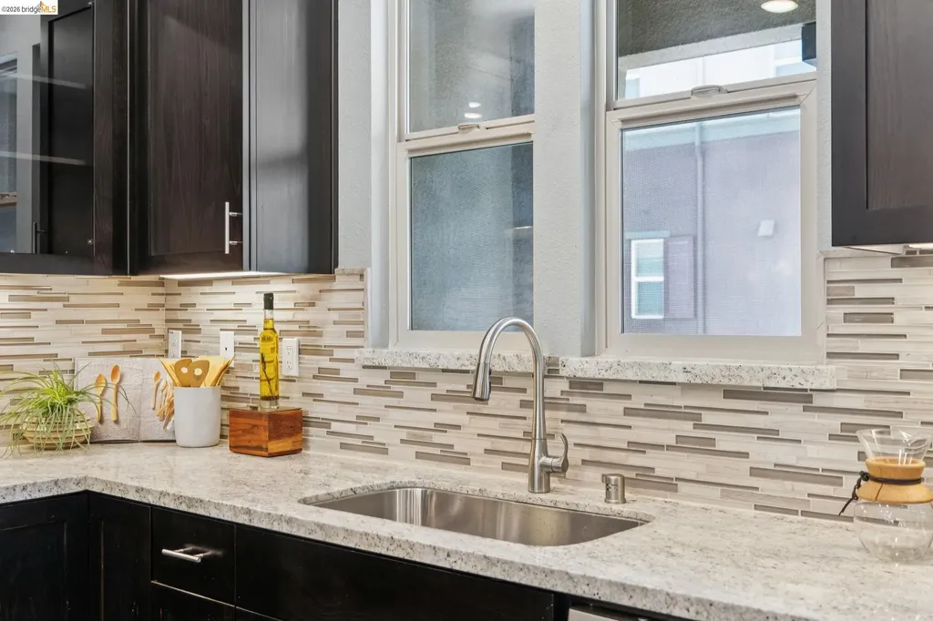 489 Diller Street Alameda CA 94501