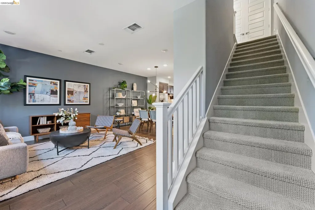 489 Diller Street Alameda CA 94501