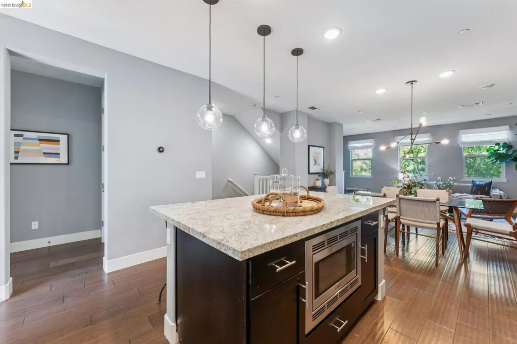 489 Diller Street Alameda CA 94501