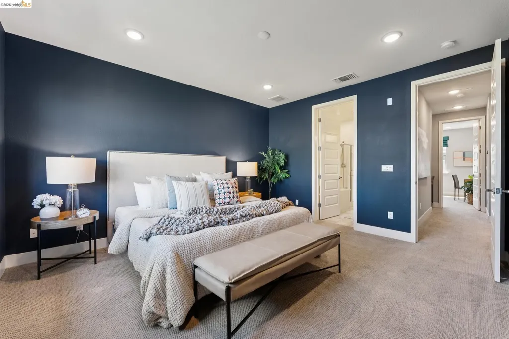 489 Diller Street Alameda CA 94501