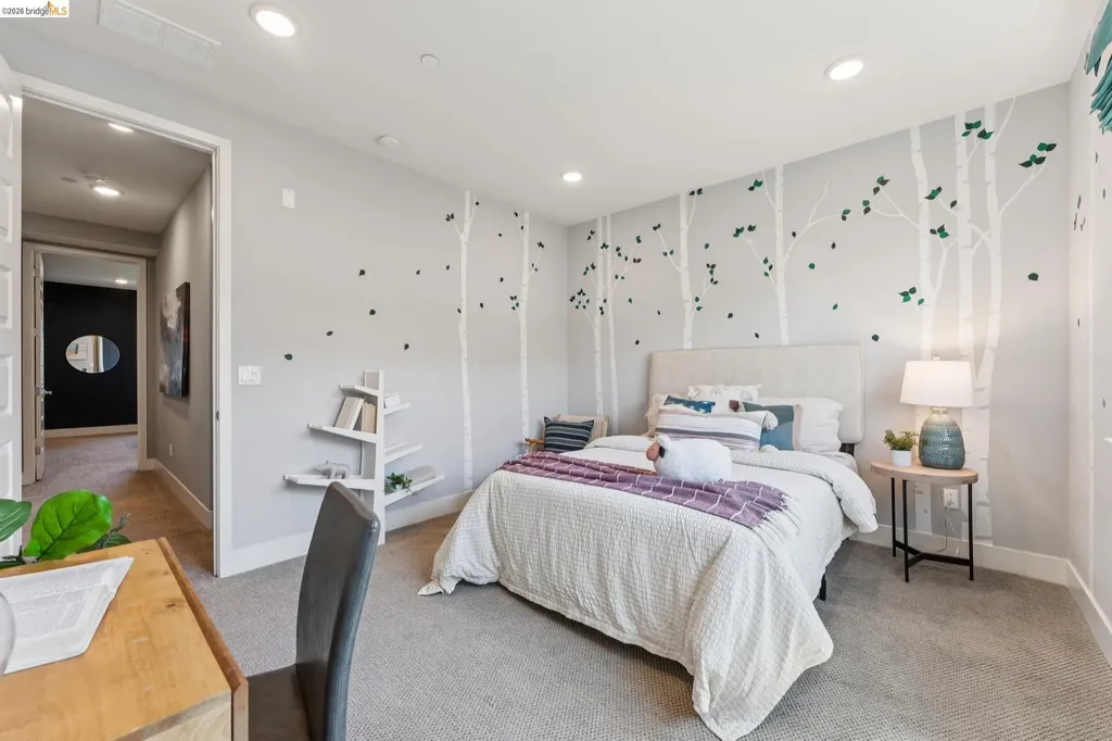 489 Diller Street Alameda CA 94501