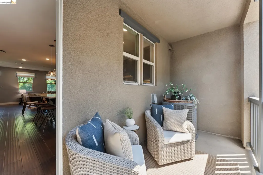 489 Diller Street Alameda CA 94501