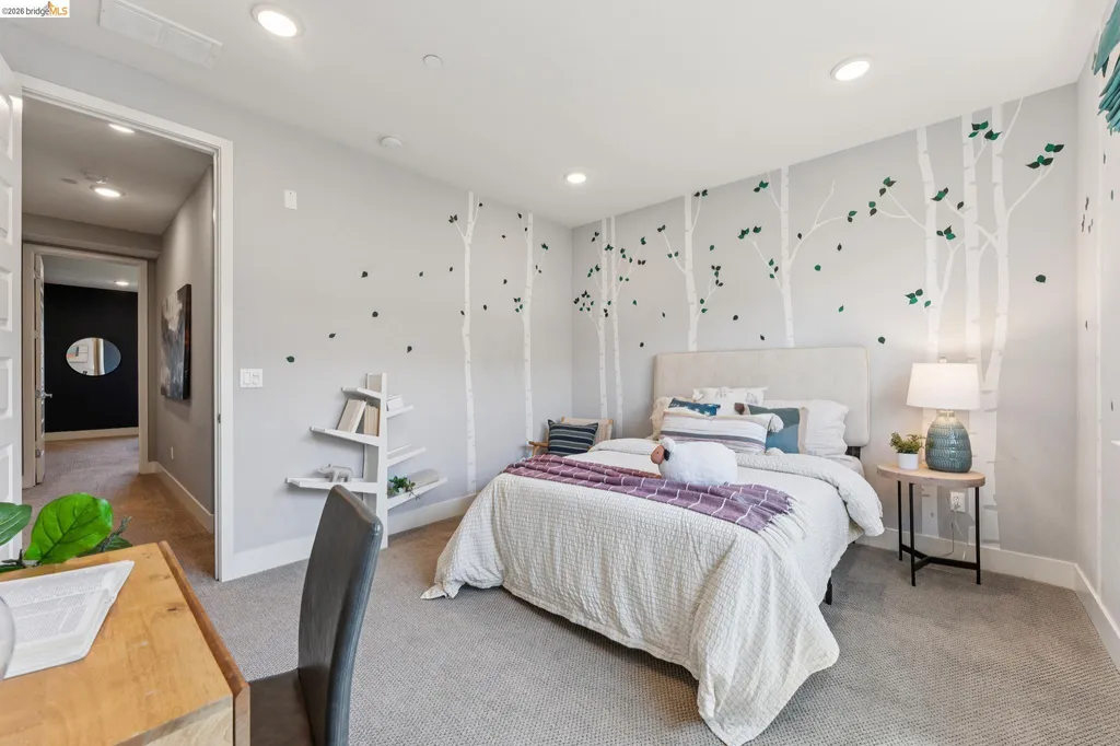 489 Diller Street Alameda CA 94501