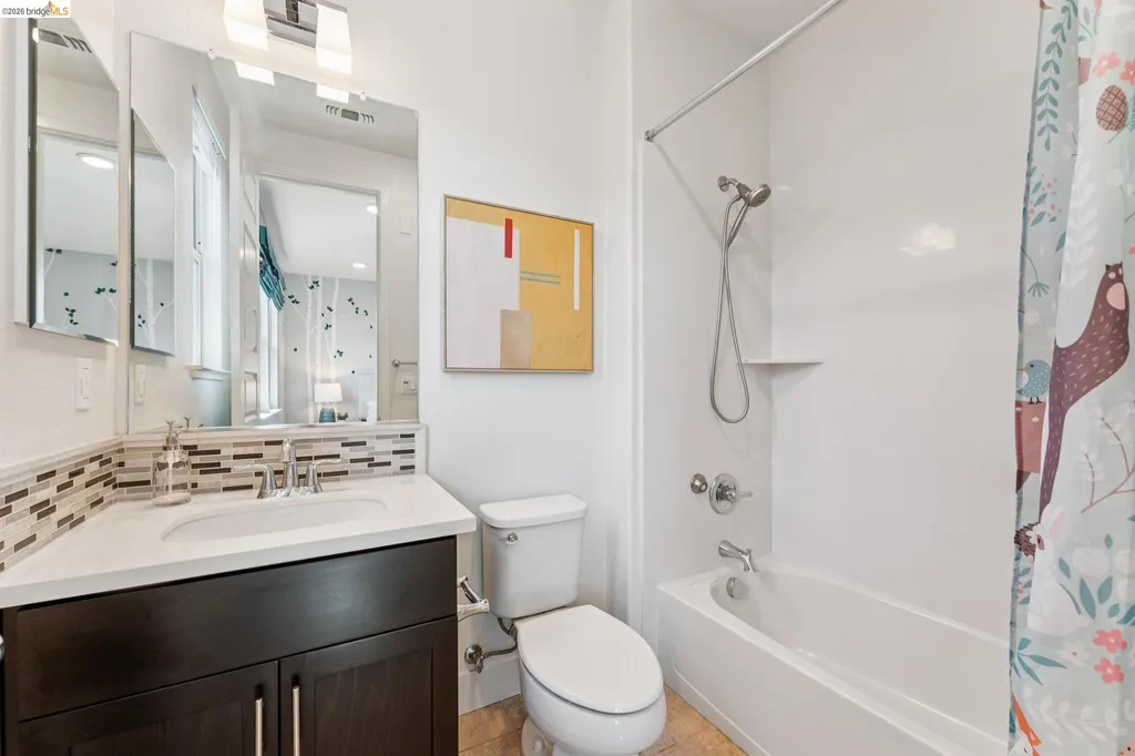 489 Diller Street Alameda CA 94501