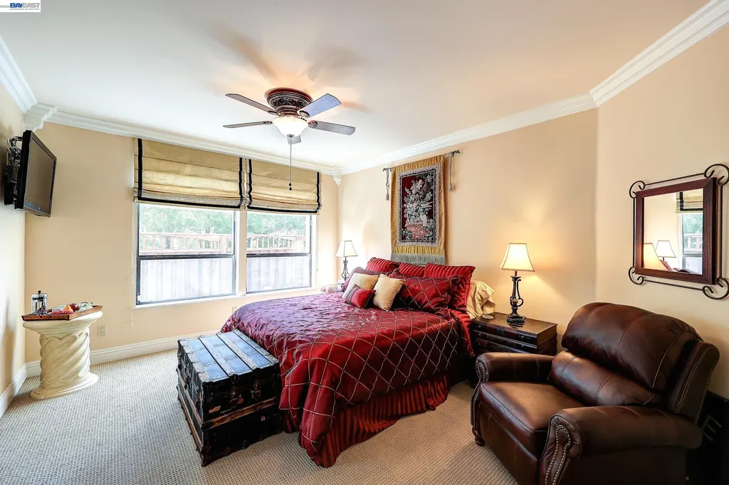 1310 Hampton Court Discovery Bay CA 94505