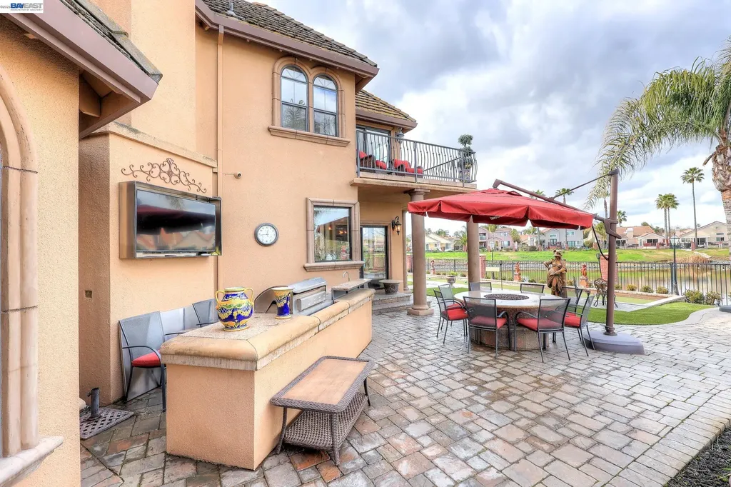 1310 Hampton Court Discovery Bay CA 94505