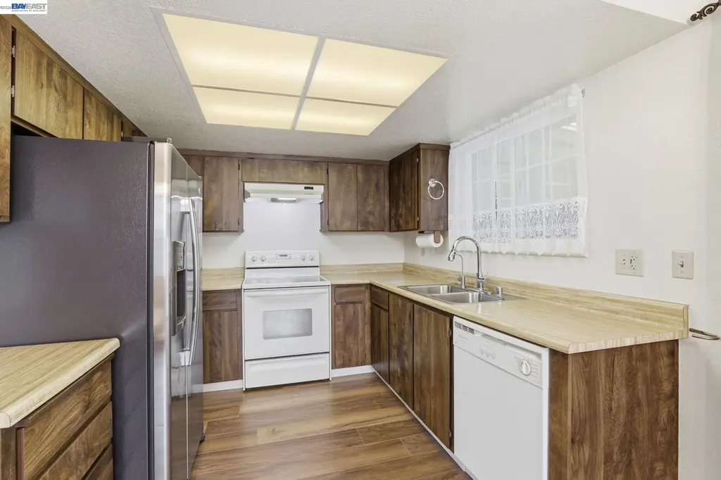 31213 Kimberly Court Union City CA 94587