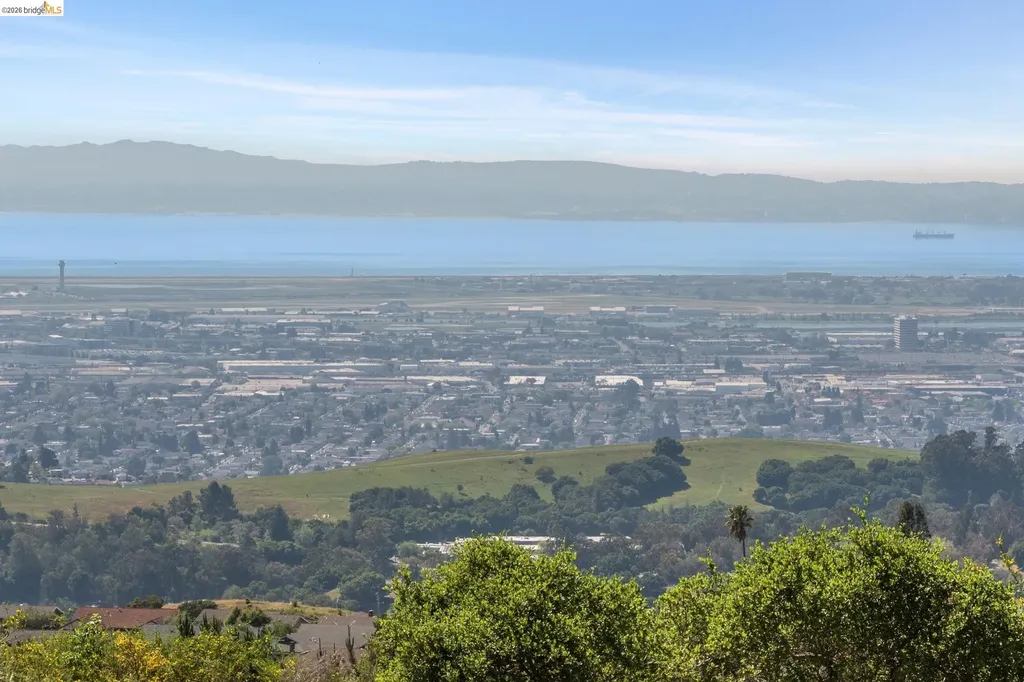 14300 Skyline Boulevard Oakland CA 94619