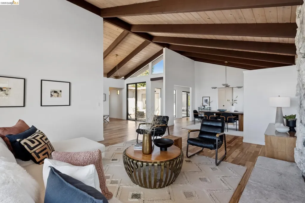 14300 Skyline Boulevard Oakland CA 94619