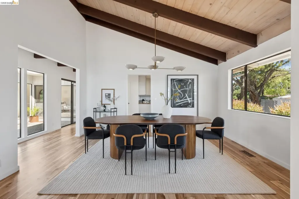 14300 Skyline Boulevard Oakland CA 94619