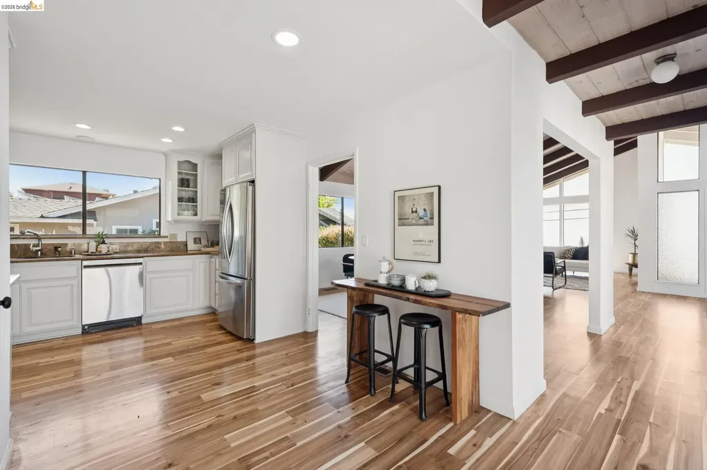 14300 Skyline Boulevard Oakland CA 94619