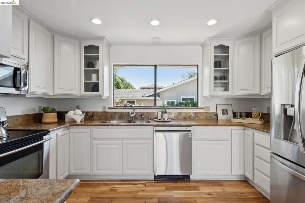 14300 Skyline Boulevard Oakland CA 94619