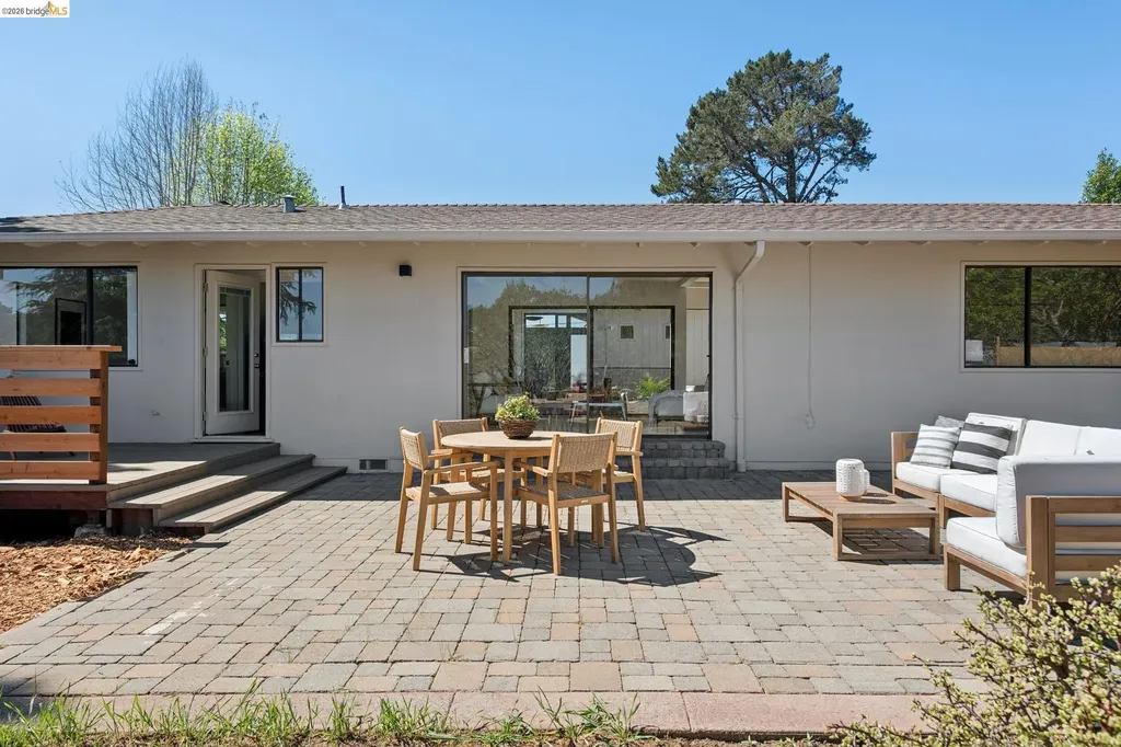 14300 Skyline Boulevard Oakland CA 94619