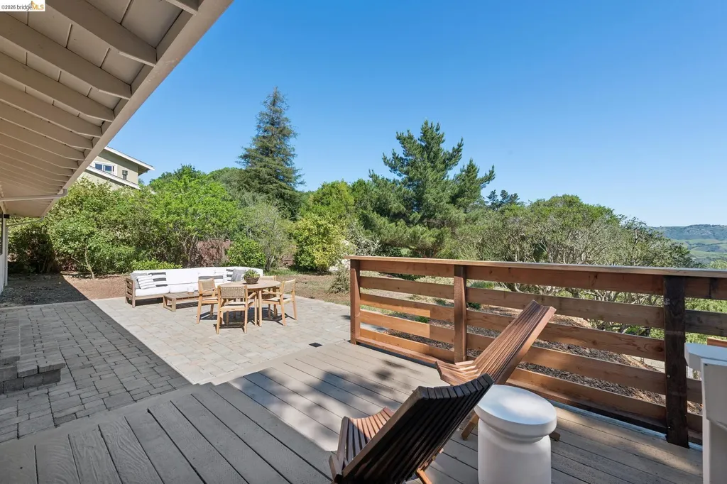 14300 Skyline Boulevard Oakland CA 94619