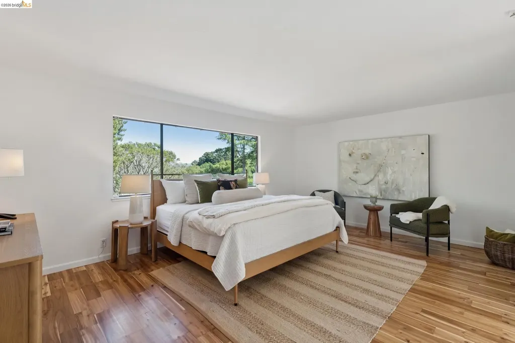 14300 Skyline Boulevard Oakland CA 94619