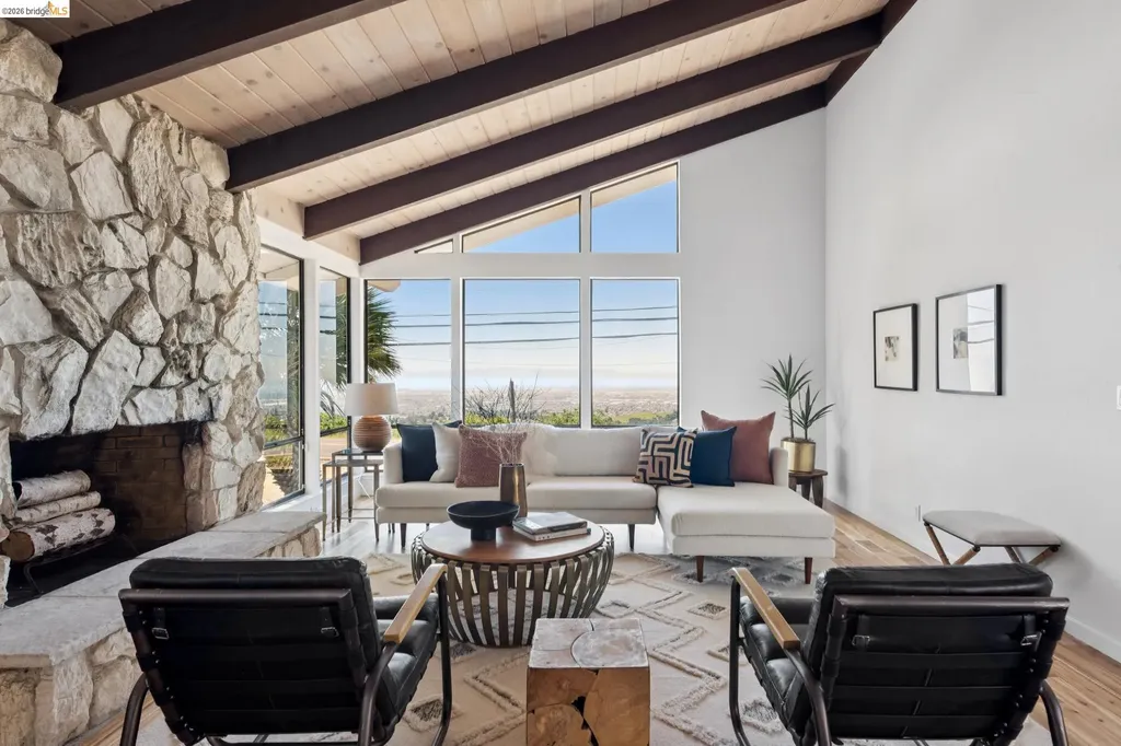14300 Skyline Boulevard Oakland CA 94619