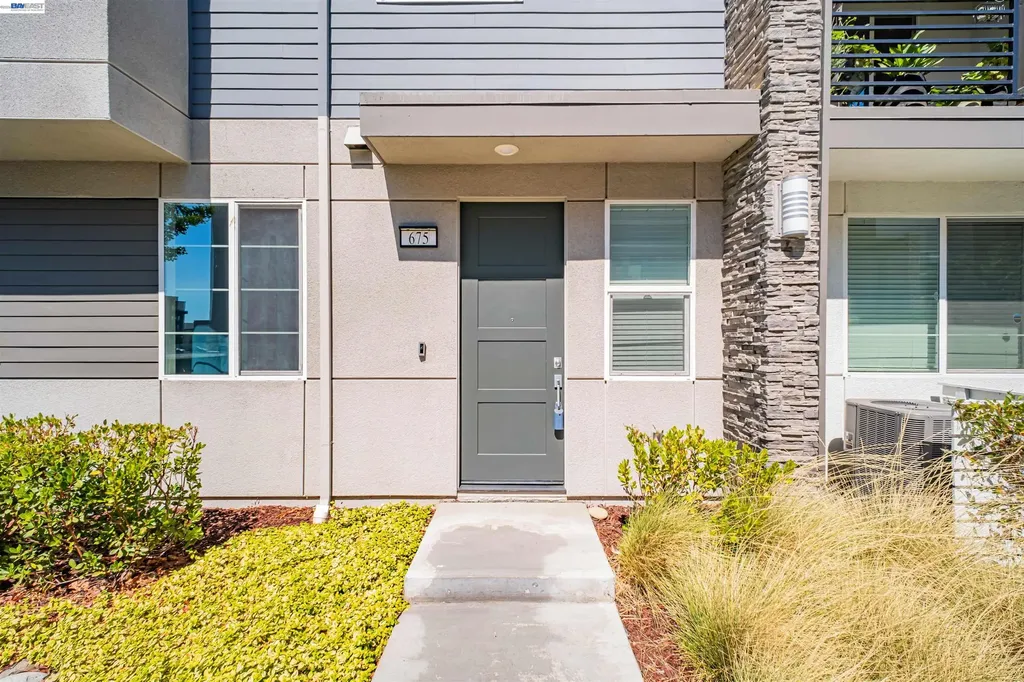 675 Delve Court Hayward CA 94544