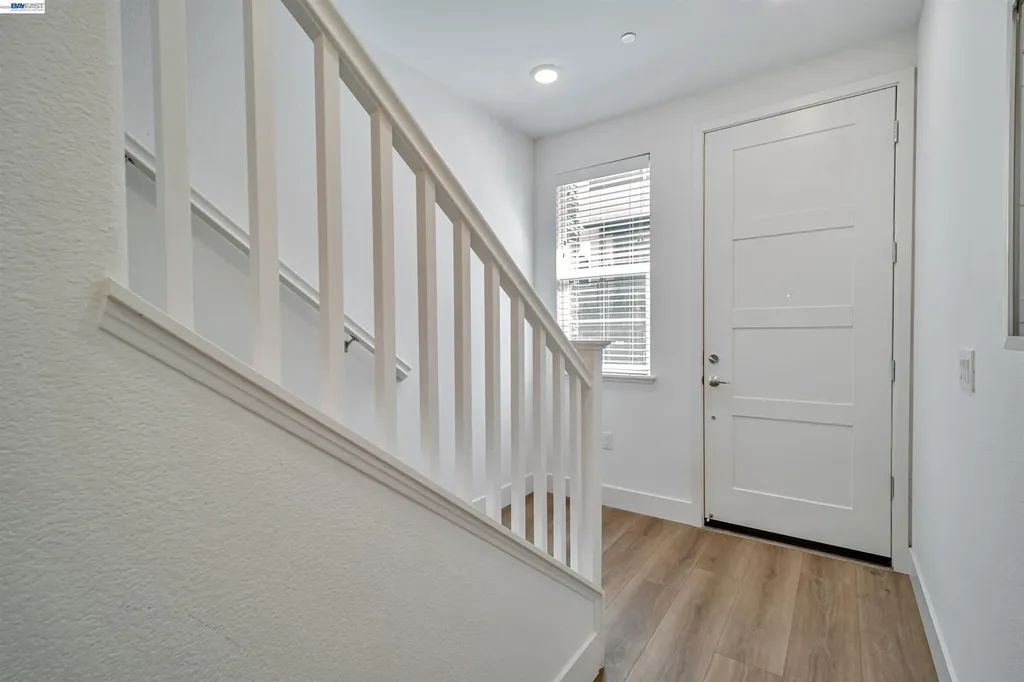 675 Delve Court Hayward CA 94544