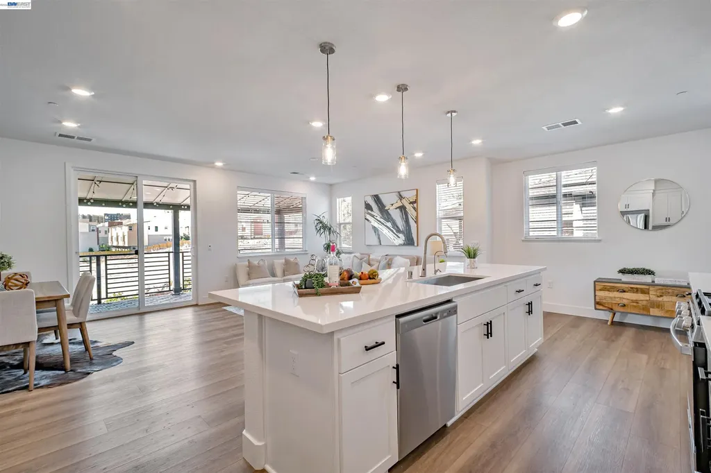 675 Delve Court Hayward CA 94544