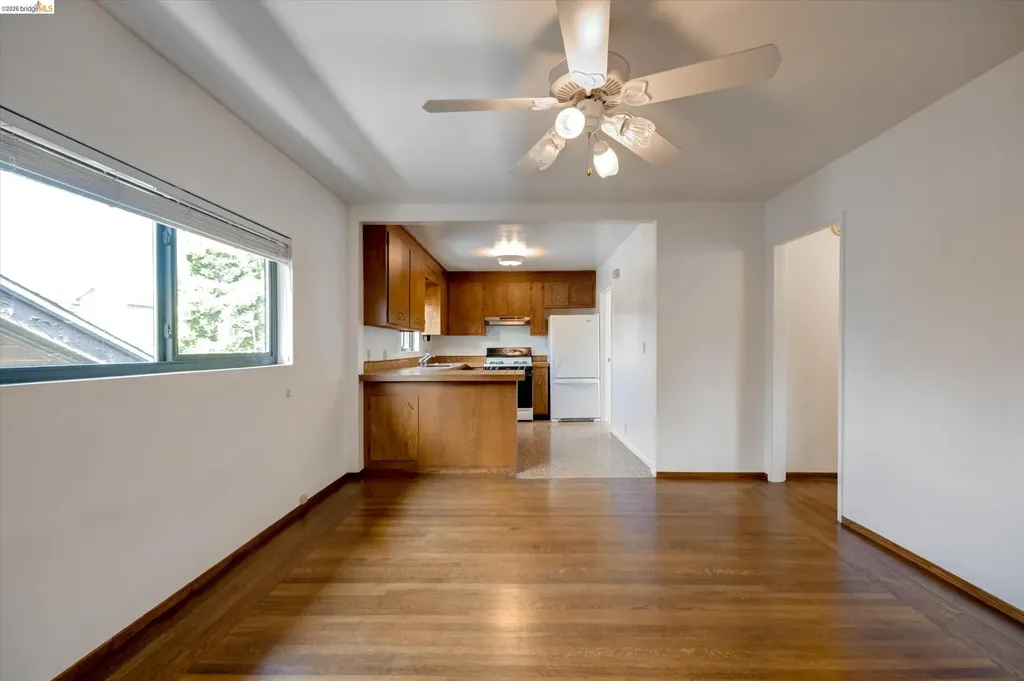 5570 Taft Avenue Oakland CA 94618