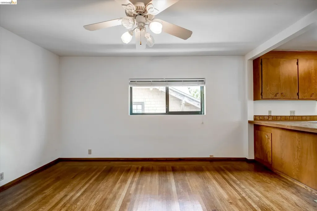 5570 Taft Avenue Oakland CA 94618