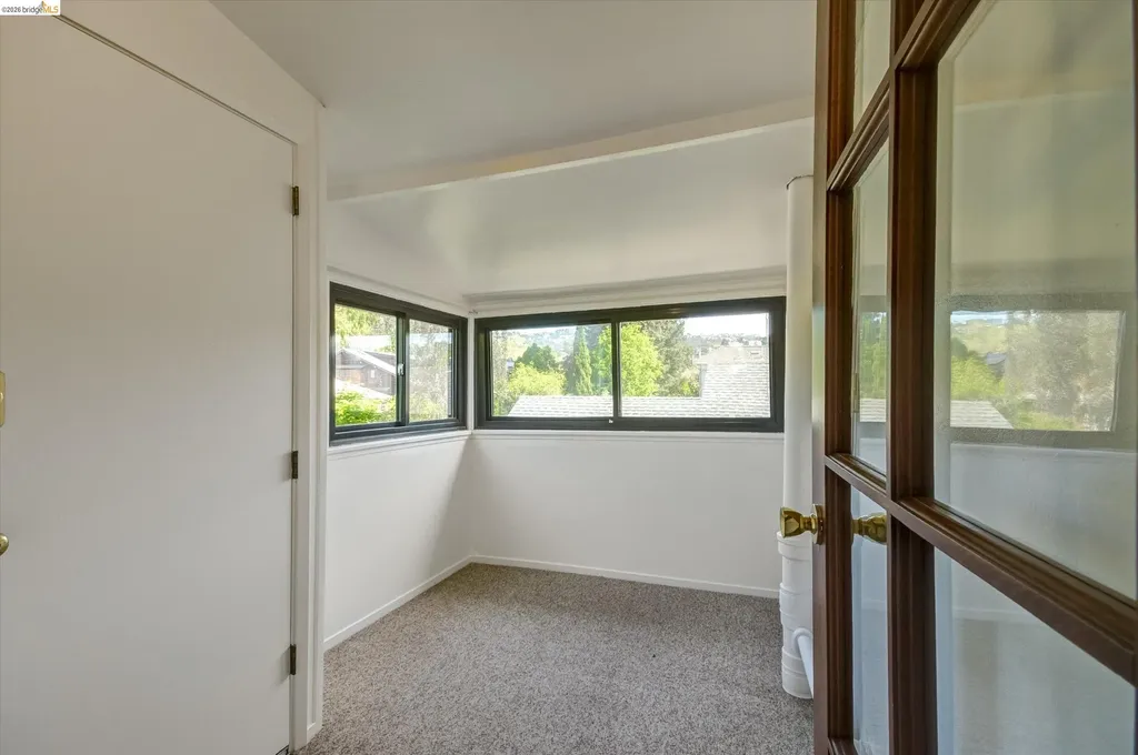 5570 Taft Avenue Oakland CA 94618