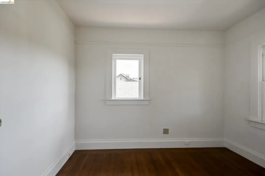 5570 Taft Avenue Oakland CA 94618