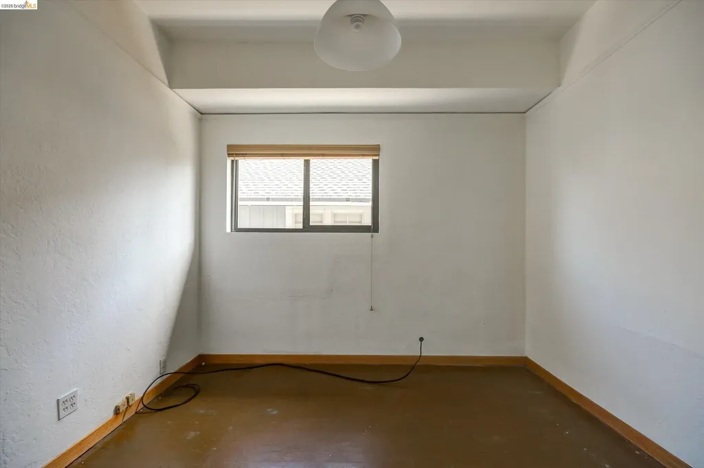 5570 Taft Avenue Oakland CA 94618