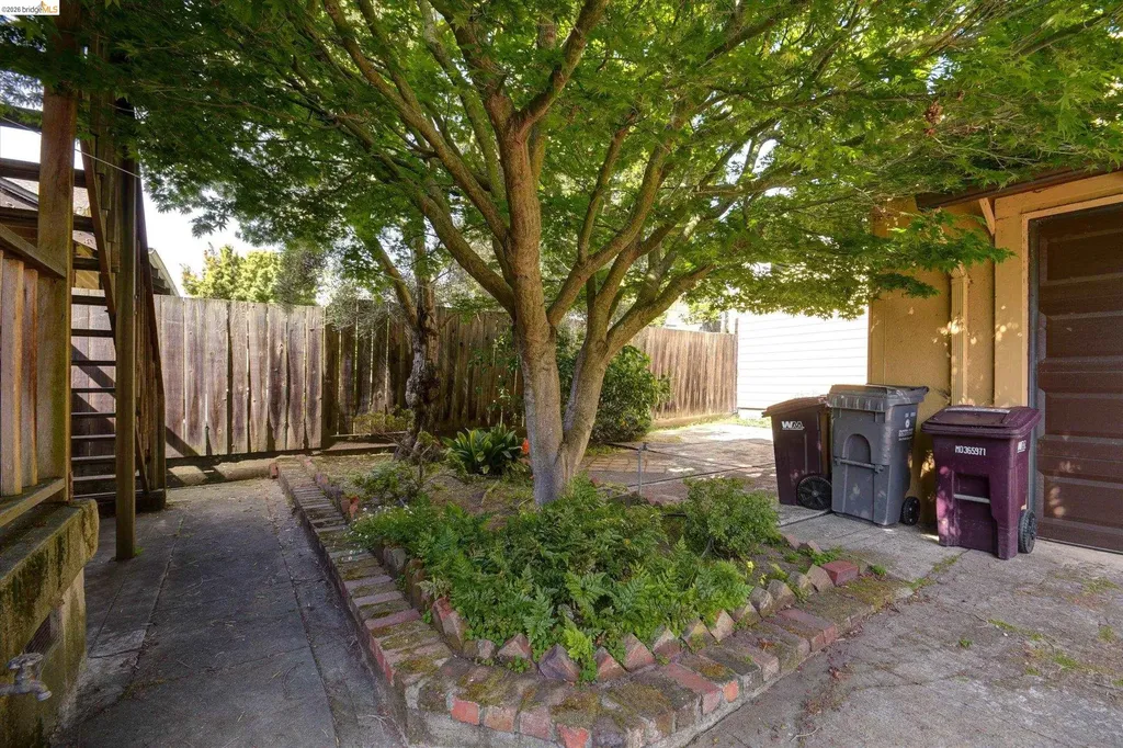 5570 Taft Avenue Oakland CA 94618