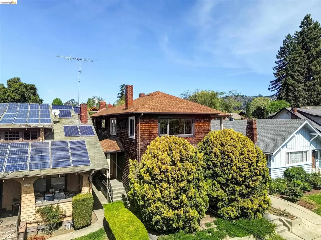 5570 Taft Avenue Oakland CA 94618