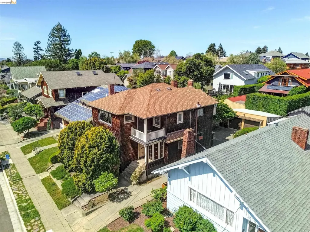 5570 Taft Avenue Oakland CA 94618