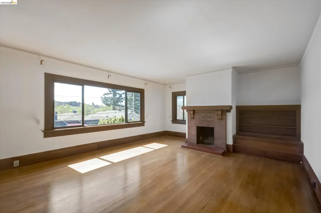5570 Taft Avenue Oakland CA 94618