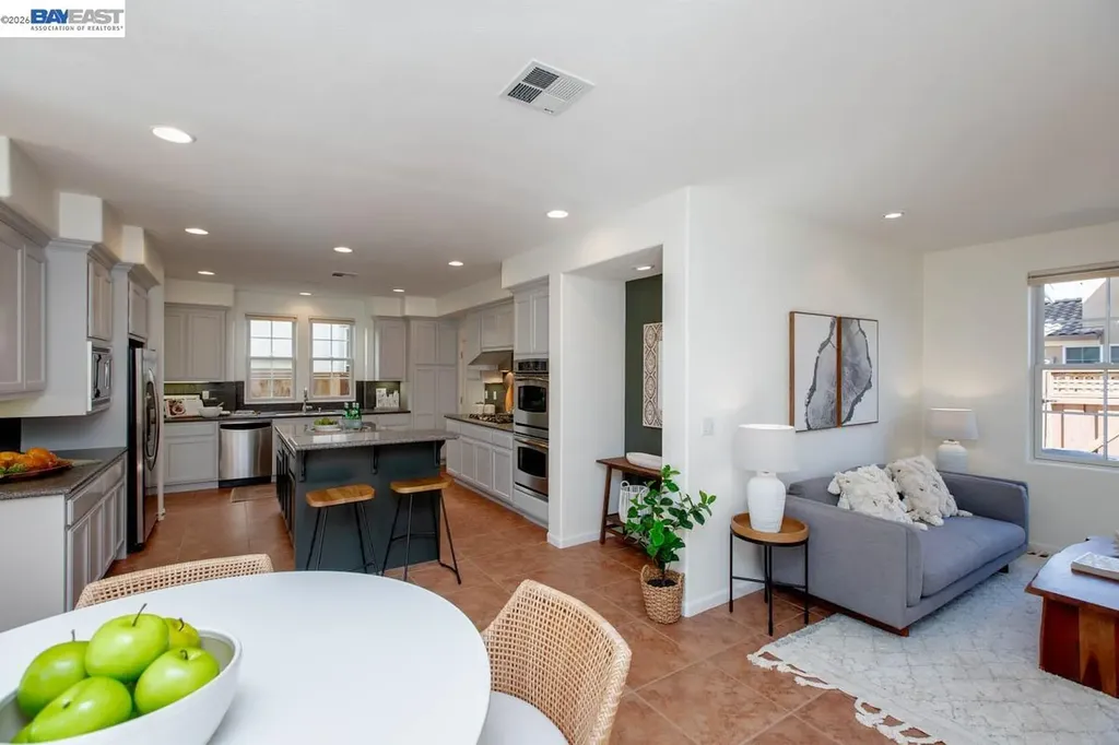 2358 Coral Sea Street Alameda CA 94501