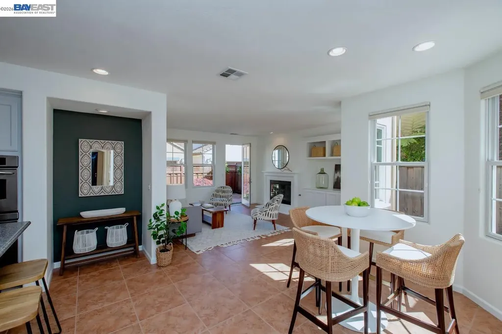 2358 Coral Sea Street Alameda CA 94501