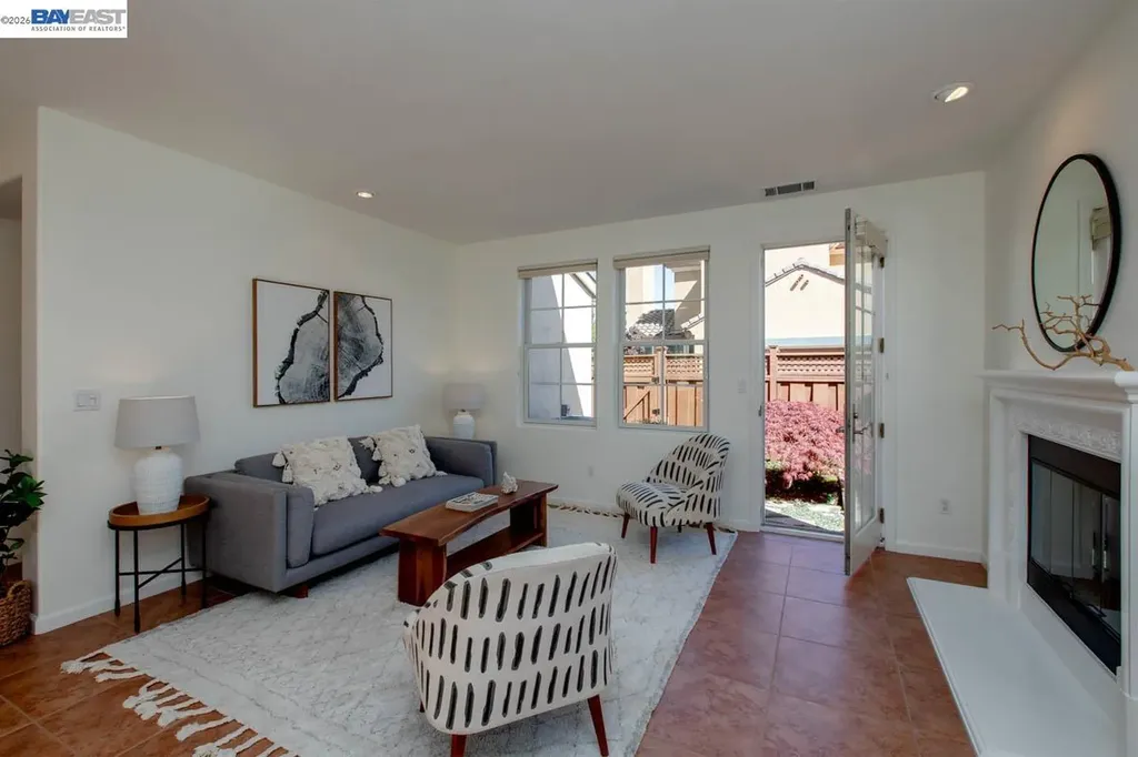 2358 Coral Sea Street Alameda CA 94501