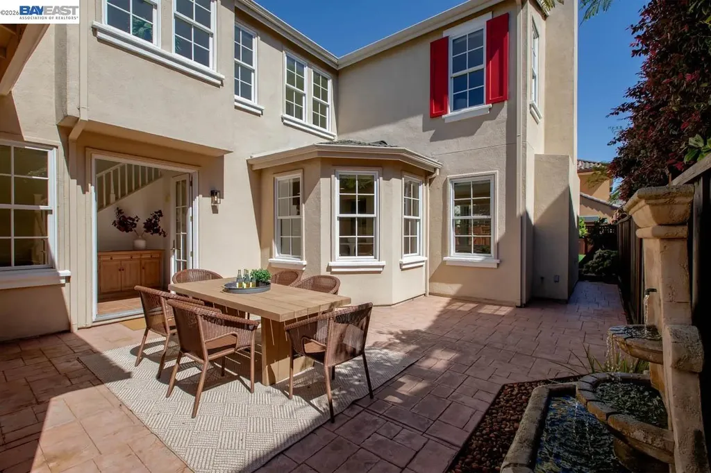 2358 Coral Sea Street Alameda CA 94501