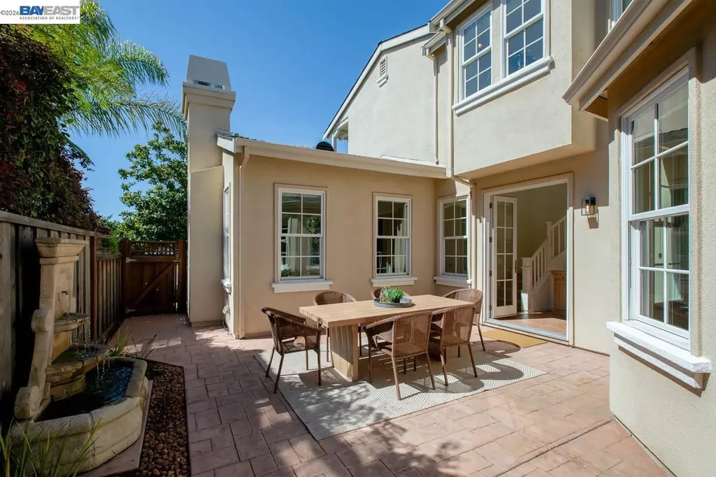 2358 Coral Sea Street Alameda CA 94501