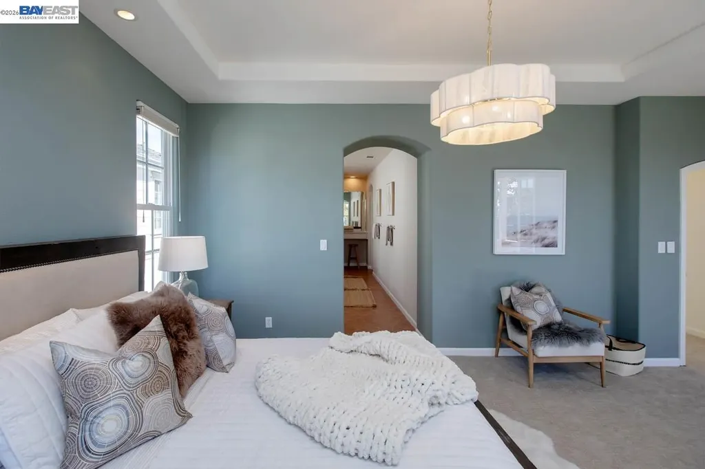 2358 Coral Sea Street Alameda CA 94501