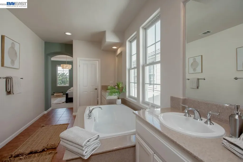 2358 Coral Sea Street Alameda CA 94501