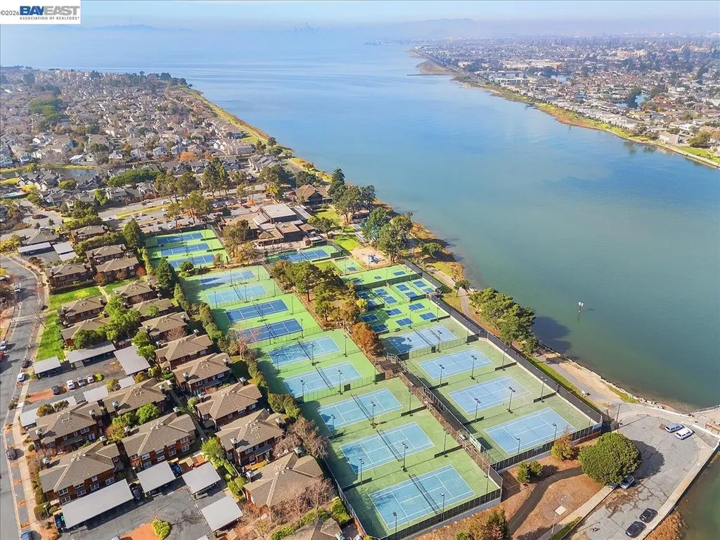 632 Centre Court Alameda CA 94502