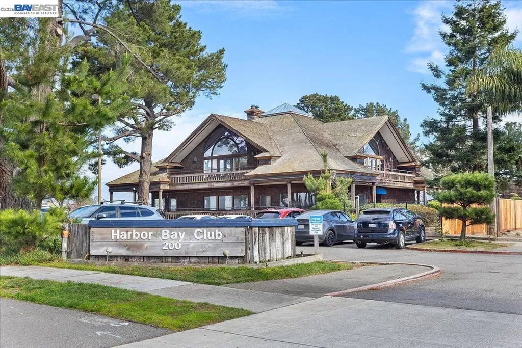 632 Centre Court Alameda CA 94502