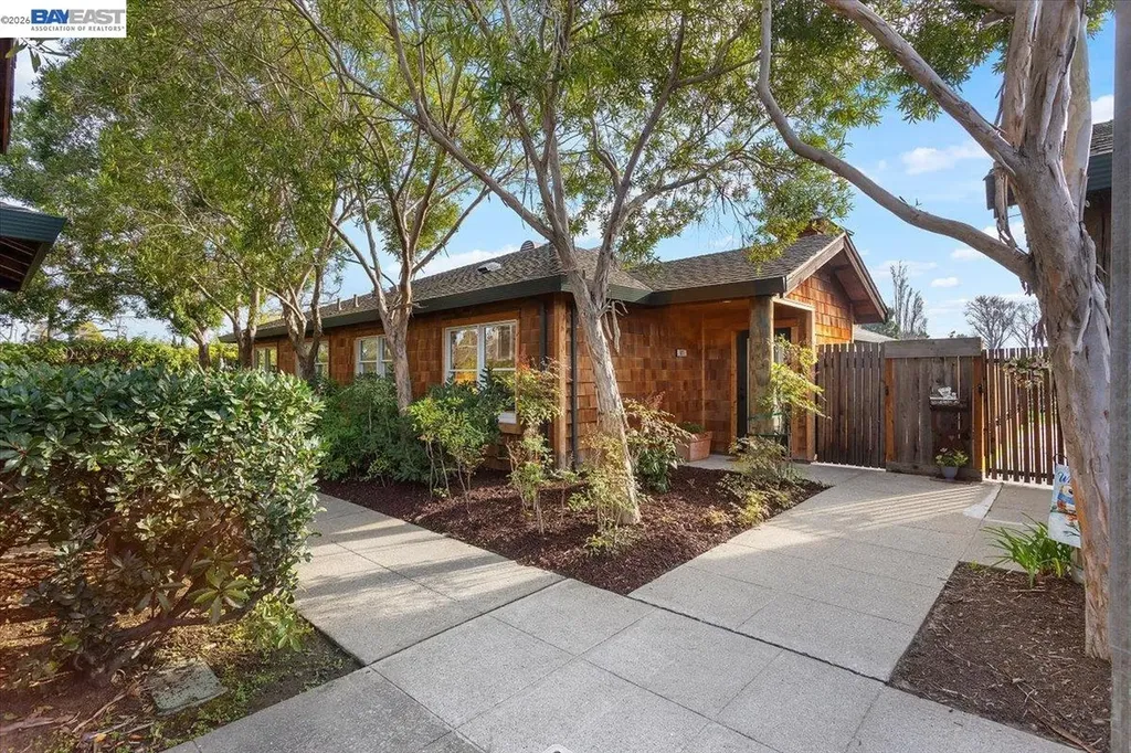 632 Centre Court Alameda CA 94502